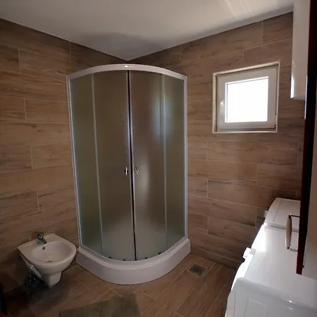 بيت للعطل Art House *