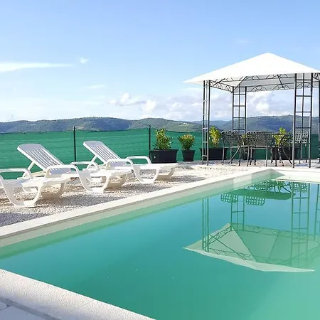 بيت للعطل Art House Vižinada